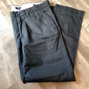 J.crew men’s FLEX straight chinos in color smoked gray
Size: W:31 X L:30